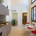Ca' Longo Palace Damasco Apartman *
