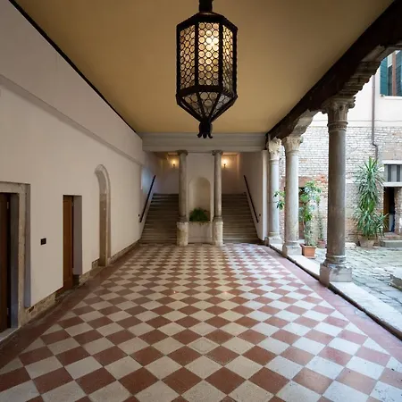 Ca' Longo Palace Damasco