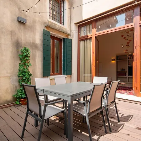 Ca' Longo Palace Damasco * ונציה