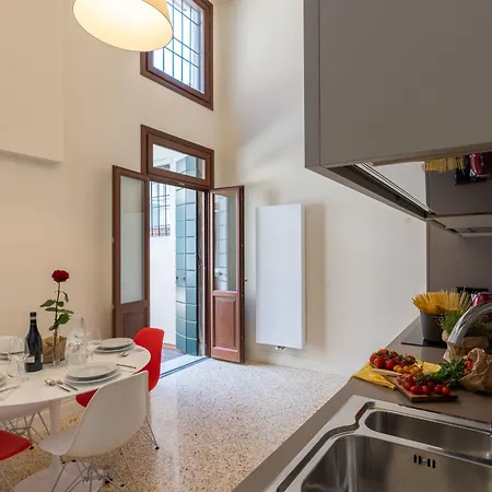 Ca' Longo Palace Damasco Apartamento
