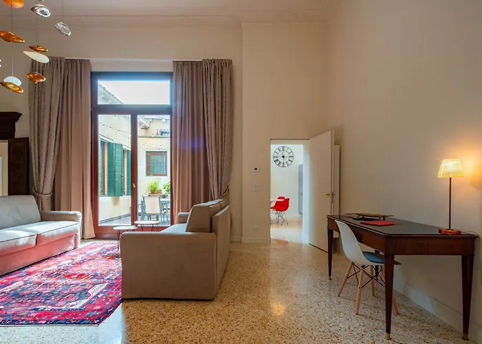 Ca' Longo Palace Damasco Apartamento *